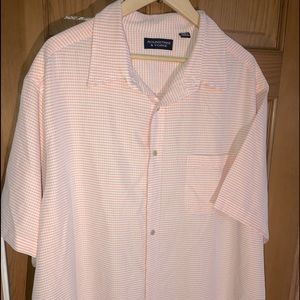 ROUNDTREE and YORKE S/S dress shirt.  Button front.  3XL Tall.  Great condition